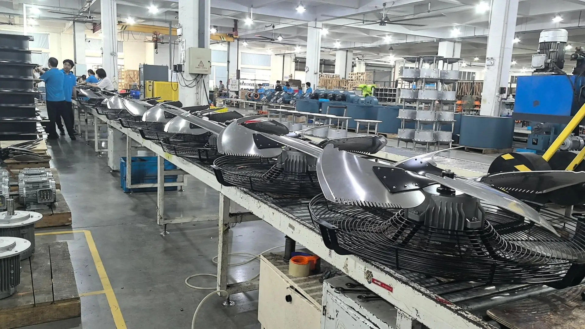 Low Noise 630mm to 1000mm HVAC Refrigeration and Freezer Units Condenser Heating Pump Axia