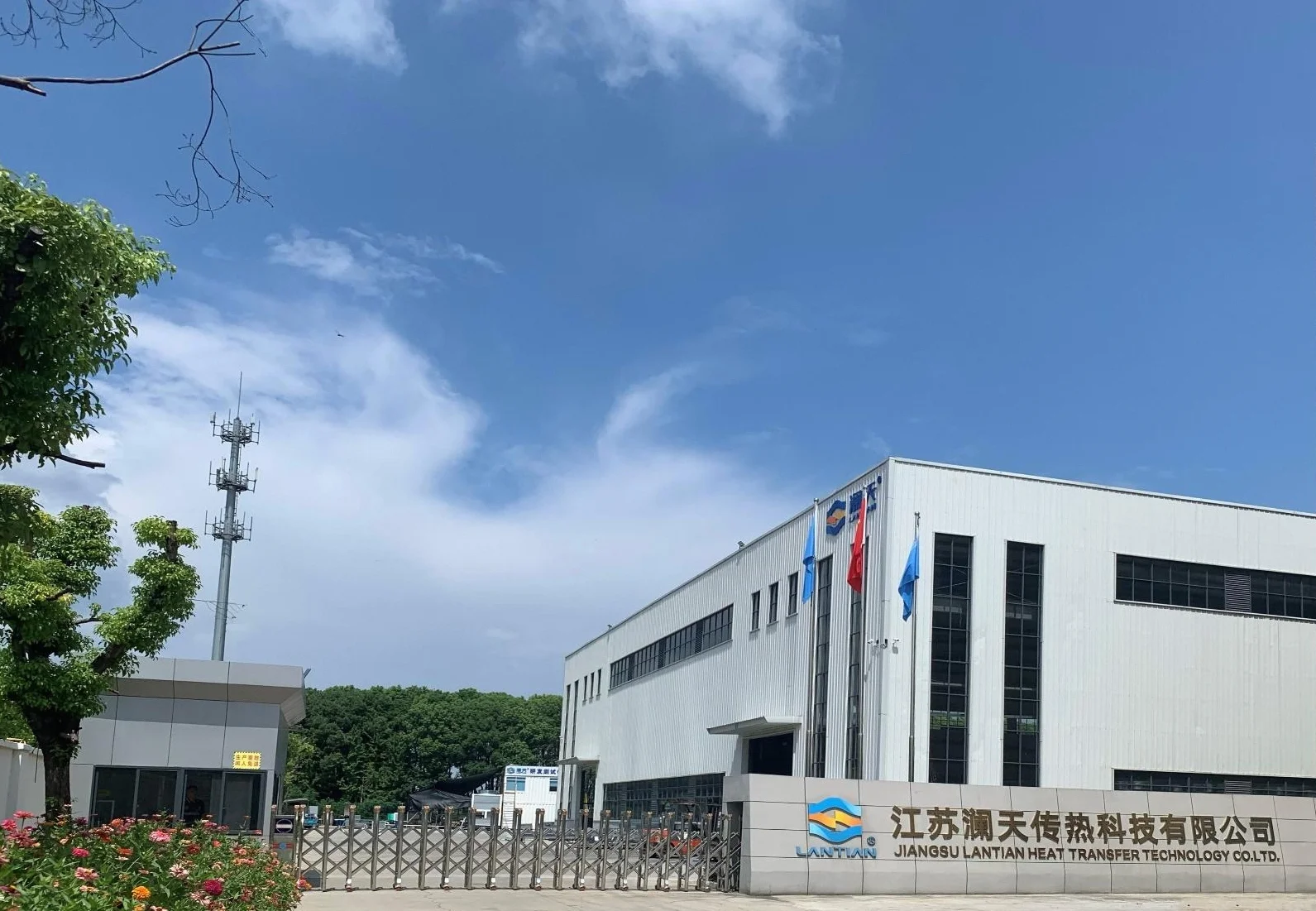 Customized High Efficiency Energy Saving Automatic Dry Air Cooler for Hospital