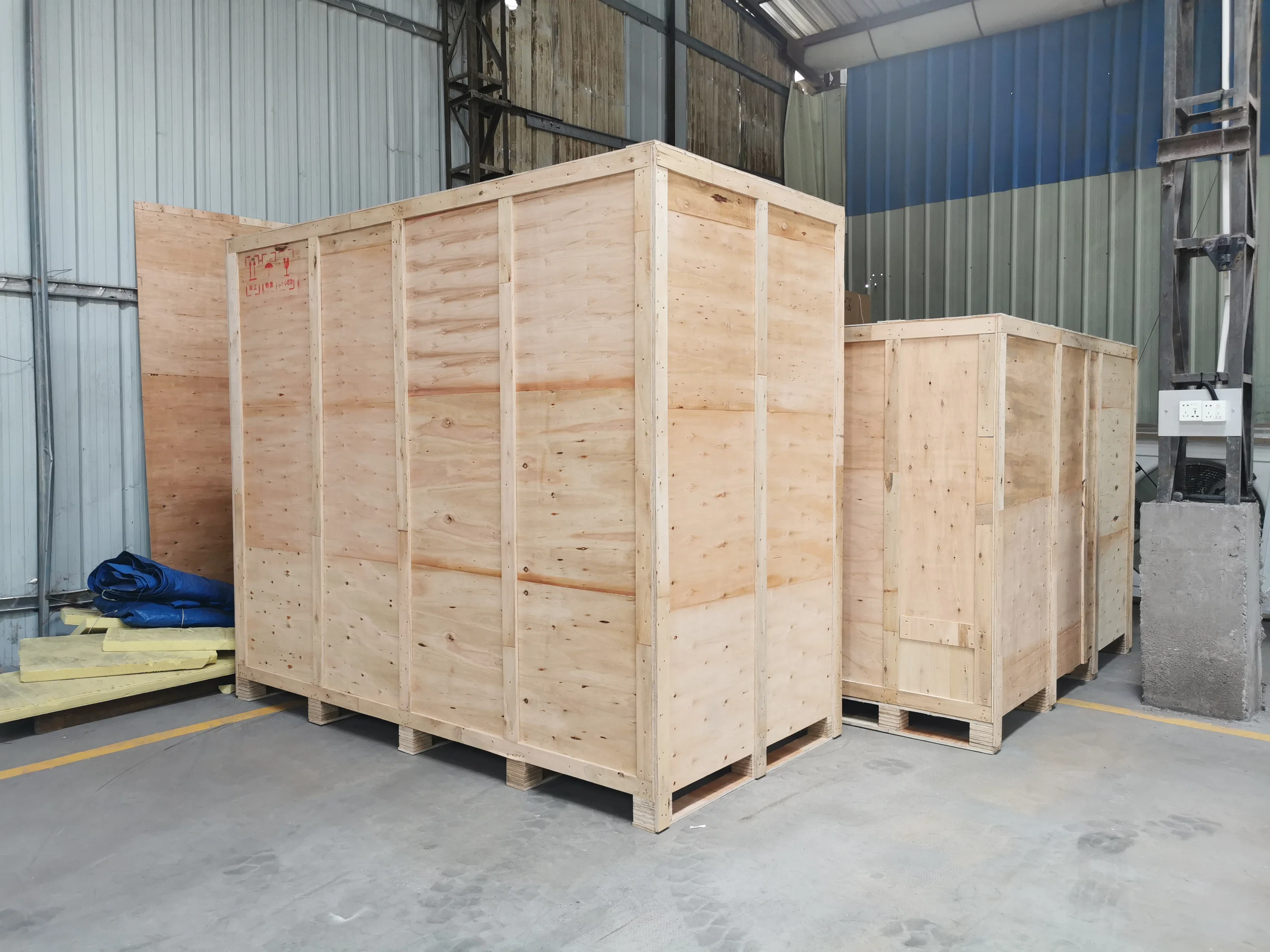 Horizontal Dry Cooler for Rooftop Installation | Compact Coil with Low Noise EC Fans