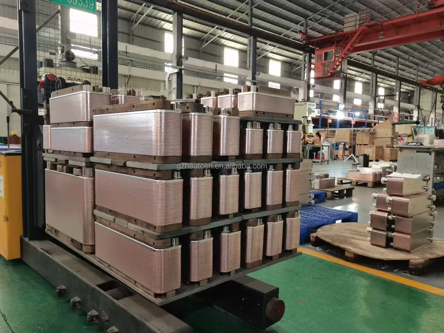 UAE 15kw Small Dry Cooler Solar Energy Panel Cooling Aluminum Fins Radiator with Copper Tu