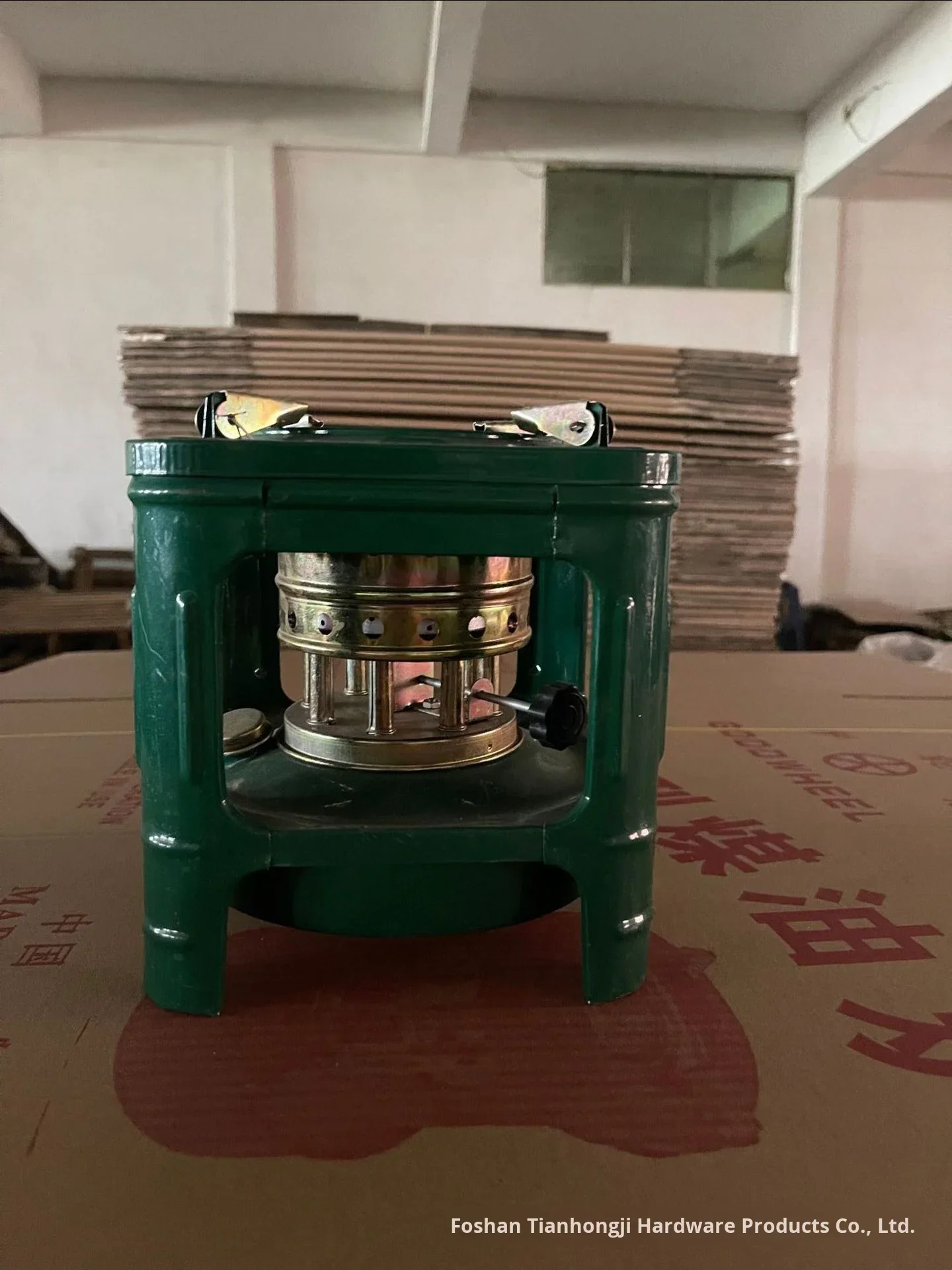 138 Vintage Steel Lightweight Kerosene Stove Outdoor Windproof Heater with Manual Ignition