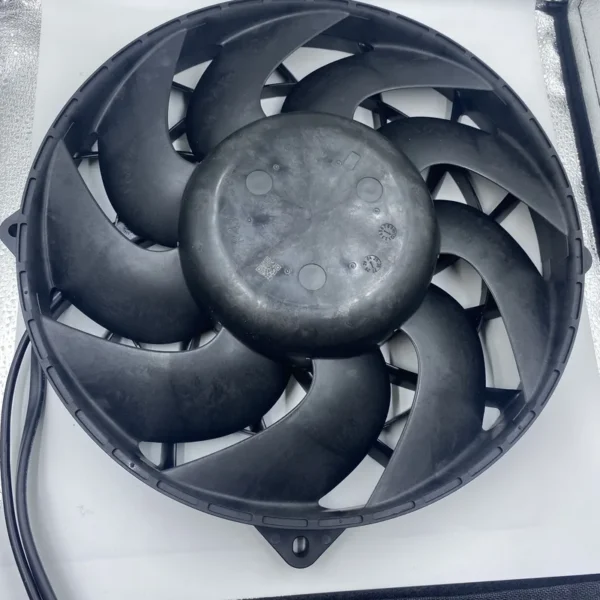 Axial Cooling Fan, 1525CFM, 12VDC, 3700RPM, Explosion-Proof - view 3