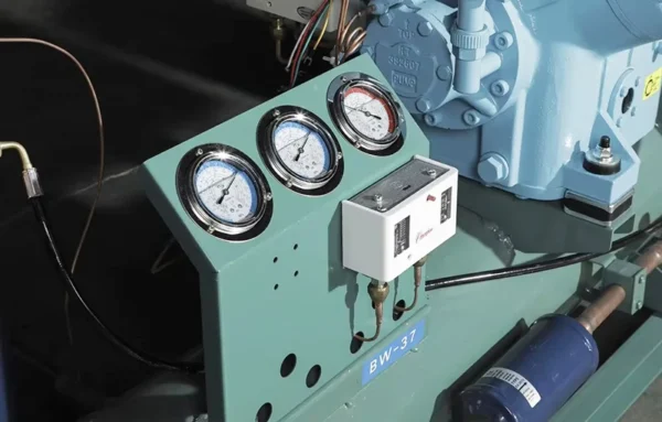 Condensing Unit - view 3