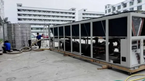 Cooled Screw Water Chiller, 200, 700 - view 2