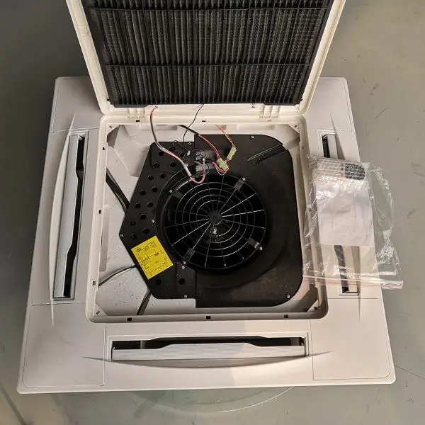 Fan Coil Unit, VRF, Brushless, 3-Year - view 3