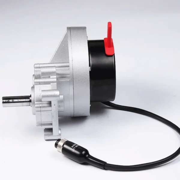 Gear Motor, 70rpm, 90rpm, 24V, 200W - view 4