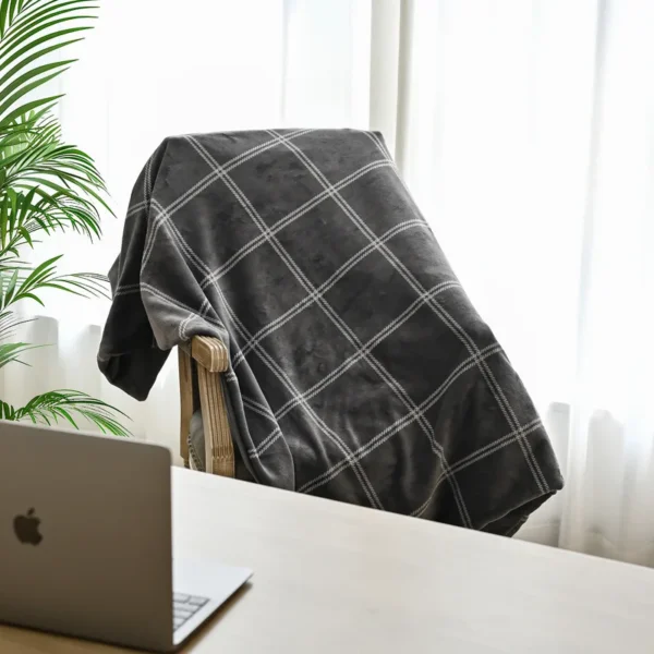 Heated Blanket, 220V~240V, 150 W(0.20hp), Flannel Fleece - view 4