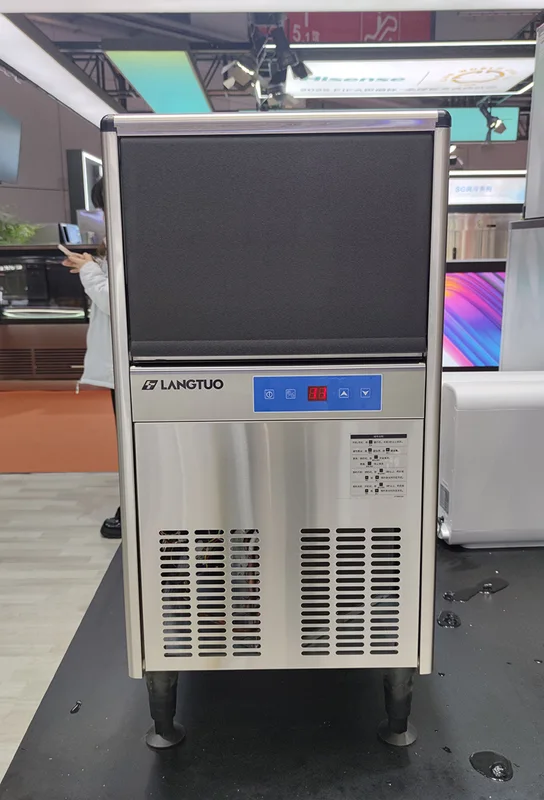 Ice Machine, 60KG, 115V, 435W - view 3