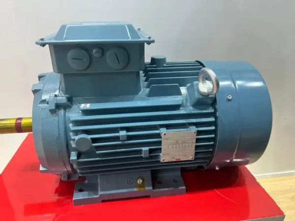 Iec Motor, AC 220 V, 3GBA 131 110-ADCIN - view 2
