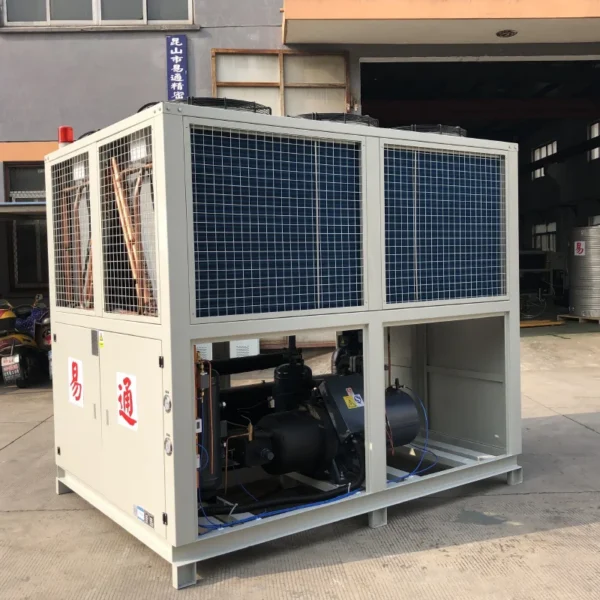 Industrial Screw Chiller, Plastic, 220 V, 2528-24089Kcal - view 2