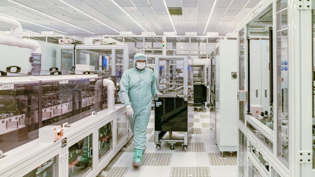 Semiconductor & Electronics Cleanroom Air