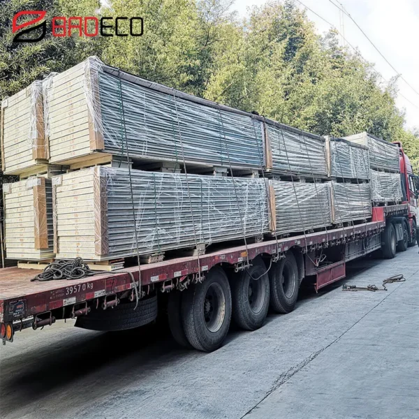 Storage Partition Wall Panel, PIR - view 4
