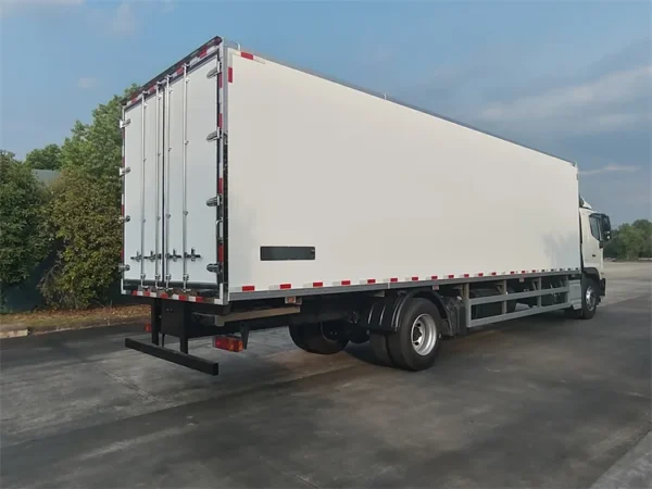 Truck Hino Refrigeration Unit, 15Tons, CLW0081 - view 3