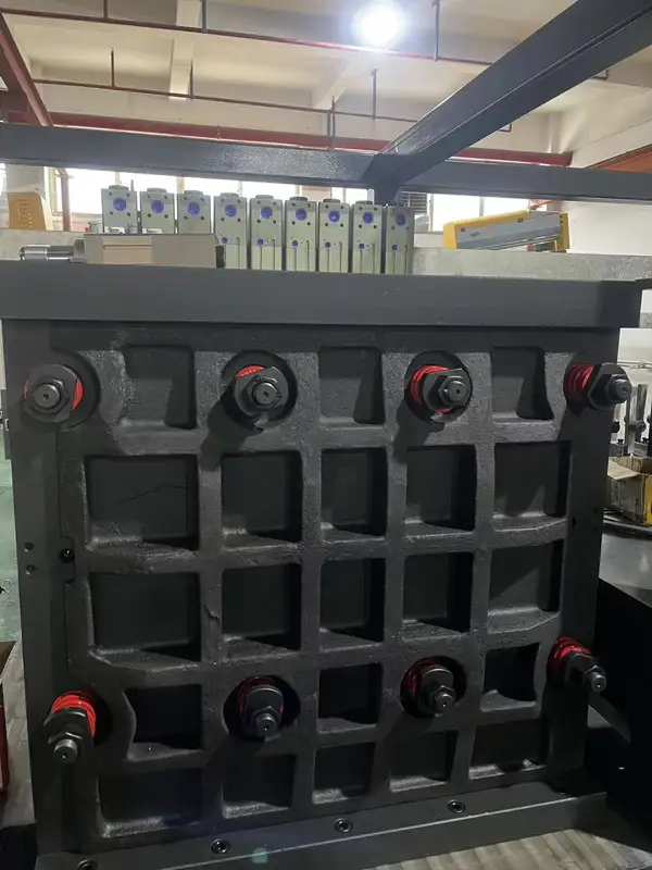 Water Cooled Chiller, PLC, PET - view 2