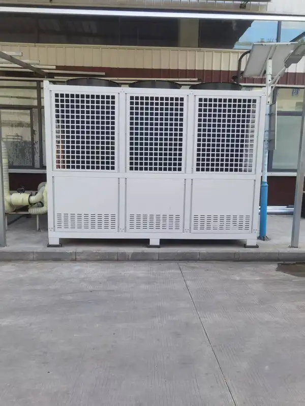 Air Cooled Scroll Chiller, R-410A, R-404A - view 2