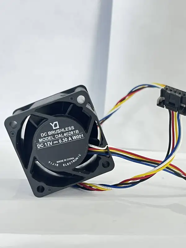 Axial Flow Fan, 40x40x28mm, Brushless, PBT, 12V - view 4