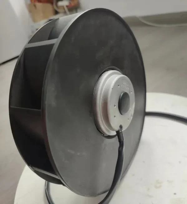 Backward Inclined Plenum Fan, 230V, 1455m³ - view 3