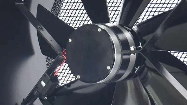 Basement Wall Extract Fan, 24V, Solar - view 3