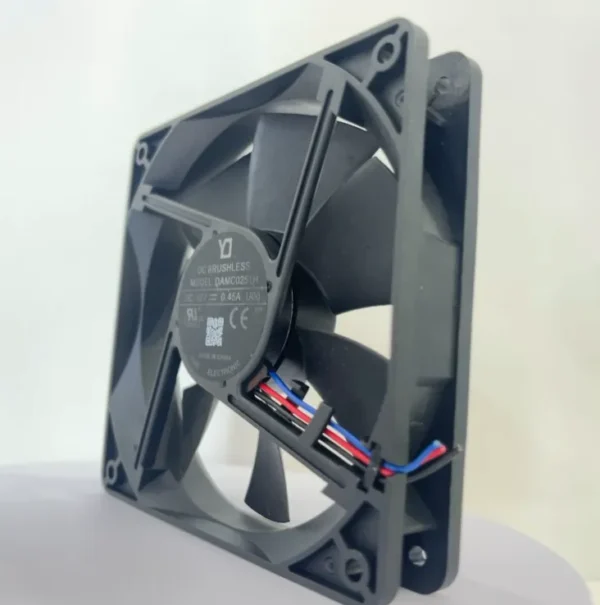 Brushless Axial Cooling Fan, 12V, 1.2A, 120x120x25mm, 5400rpm - view 2
