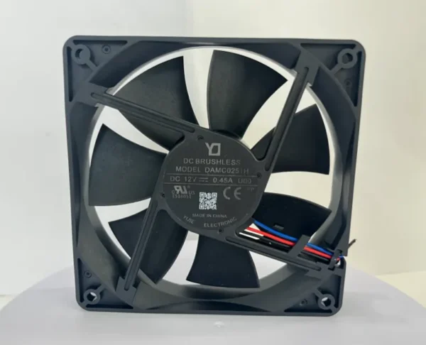 Brushless Axial Cooling Fan, 12V, 1.2A, 120x120x25mm, 5400rpm - view 3