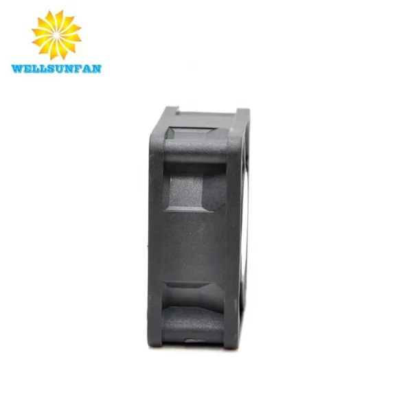 Brushless Axial Cooling Fan, FD06025, 60x60x25mm, 12V/24V - view 3