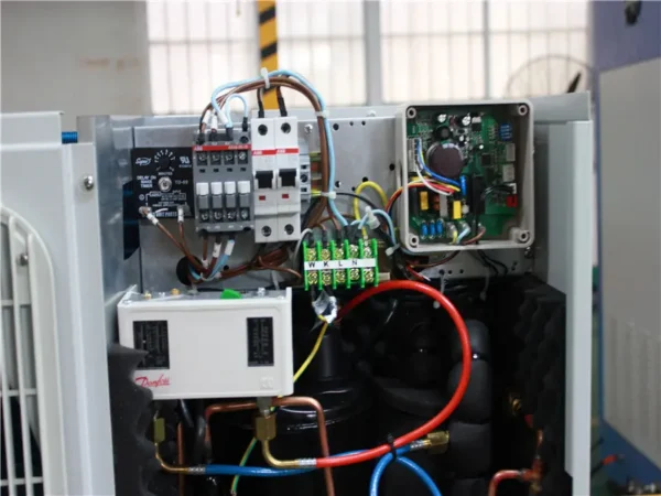 Condensing Unit, 5hp, 0.75hp, R404, Hermetic - view 3