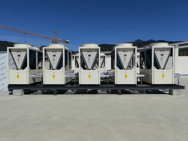 Cooled Modular Scroll Chiller, 1-Year, 380 V