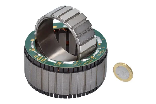Frameless Outer Rotor Motor, Brushless, 3100/3500RPM - view 2