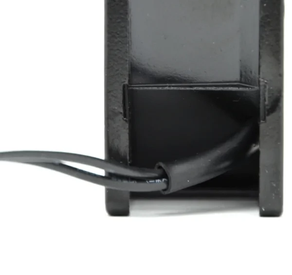 Horizontal Quiet Shutter Extractor, 80x25mm, Axial, Plastic - view 4