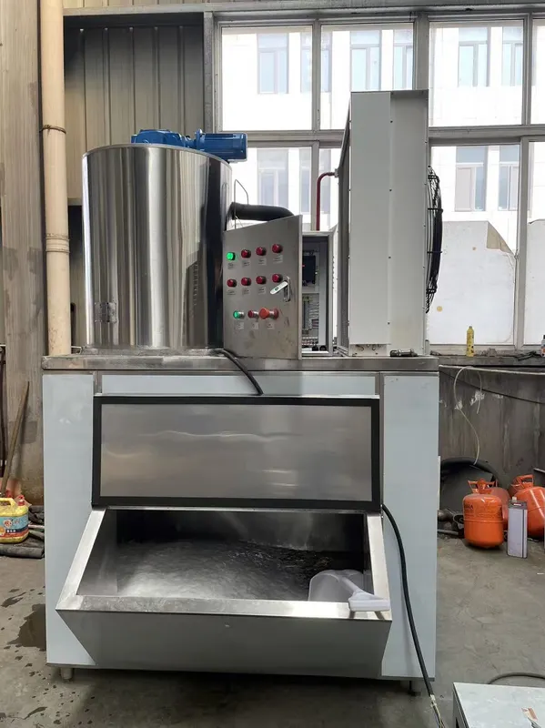 Ice Machine, 220V-440V, 4.8KW - view 3