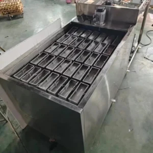 Ice Machine, 5-ton, 220 V, 3000w, R404a, ZBJ-300