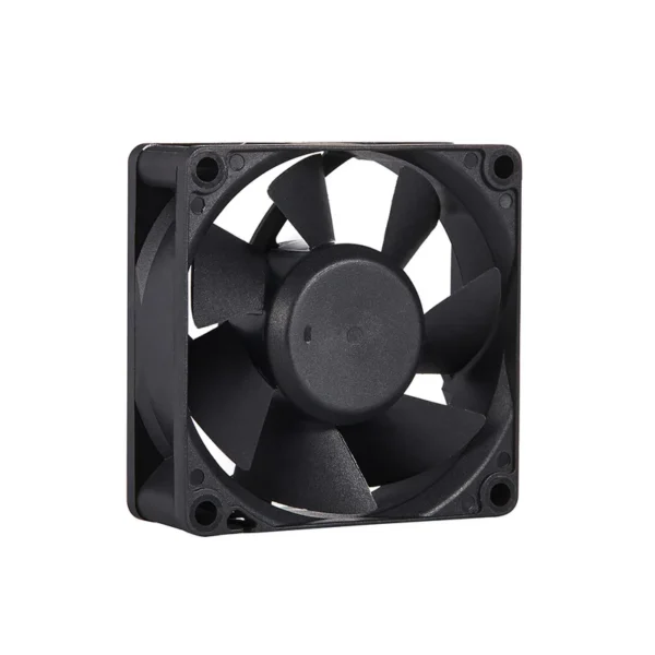 Size Portable Smoke Extractor, 7025, 70*70*25Mm, Axial