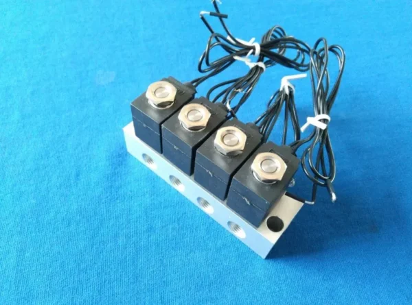 Solenoid Valve, 2V025-08, 12v - view 3
