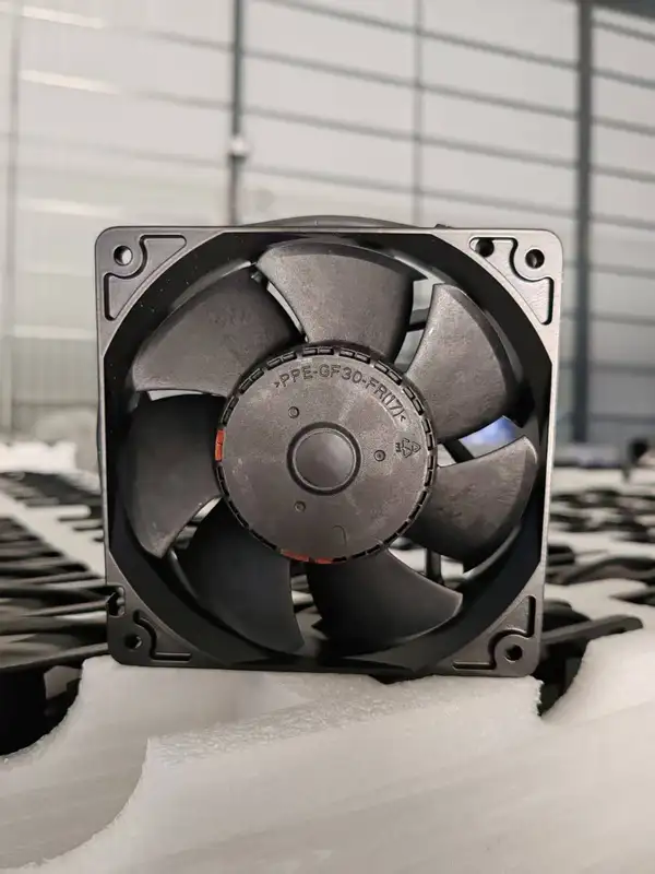 Volt Fan, 4-wire, PWM, IP68, Waterproof - view 3