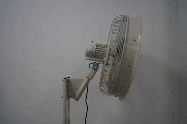 Wall Fan, 24", 207W, 5-Blade, 65dB - view 4