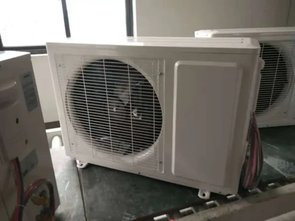 Window Air Conditioner, 3.5HP, 30000btu, Solar - view 2