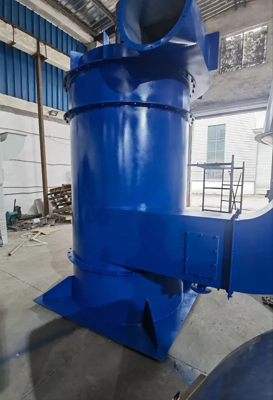 Xinyuan Spray Tower - view 4
