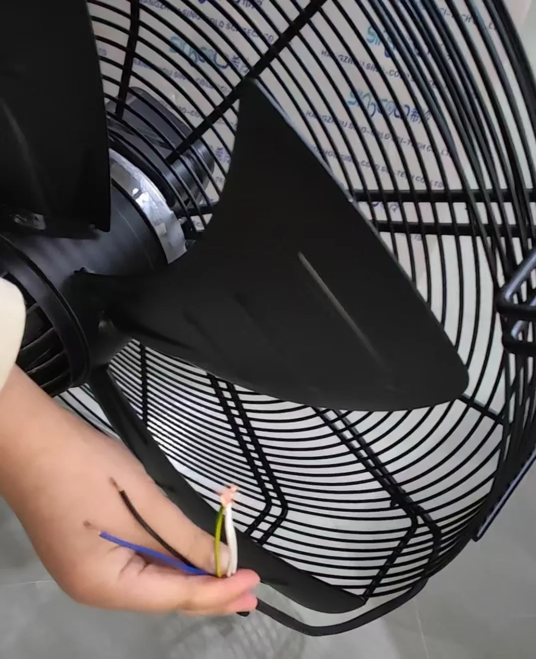 Axial Fan, A6E630-AN01-01, 230V, 600W, 860RPM - detail 4