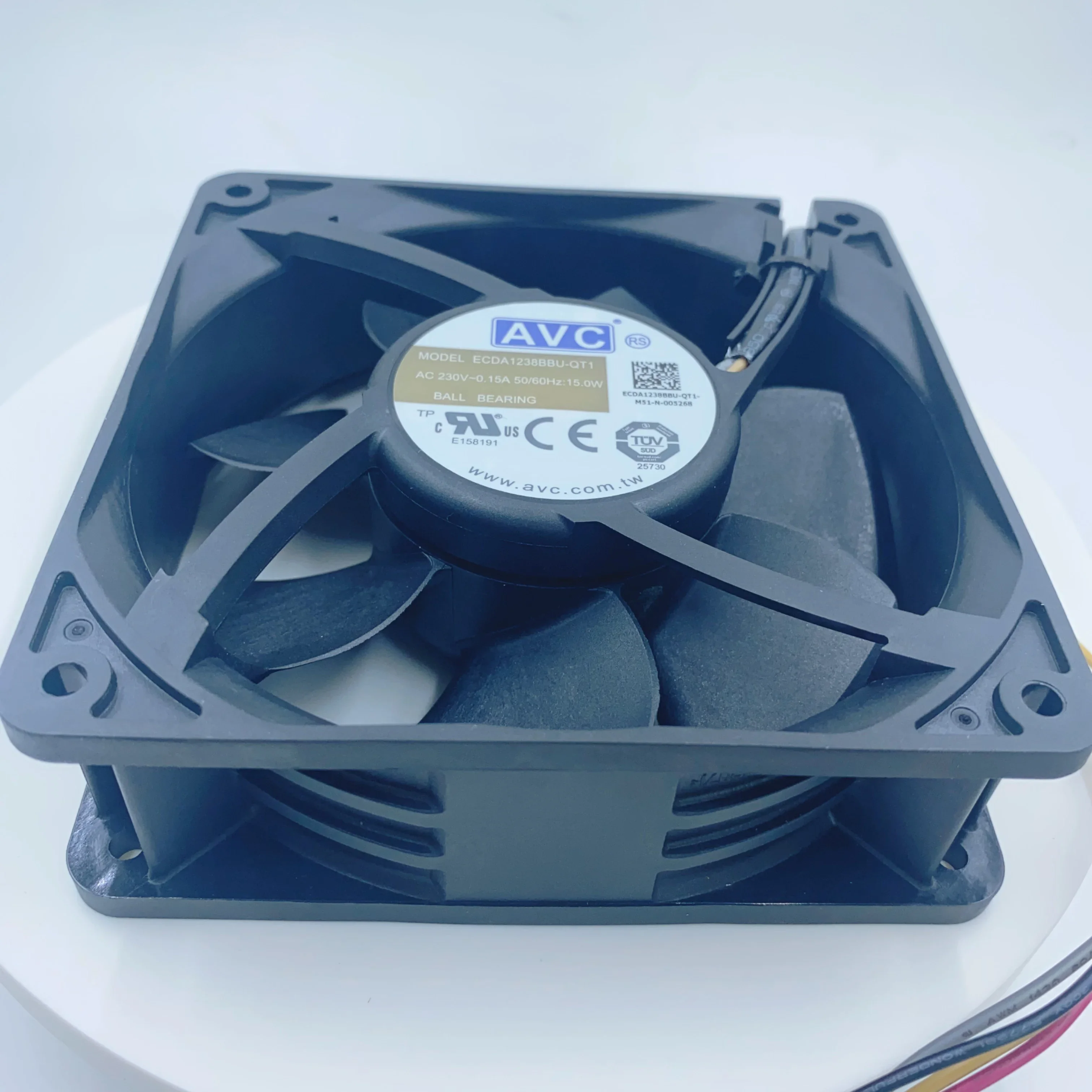 Fan, EC-12038, 120x120x38mm, 110VAC-240VAC, 3900rpm - detail 2