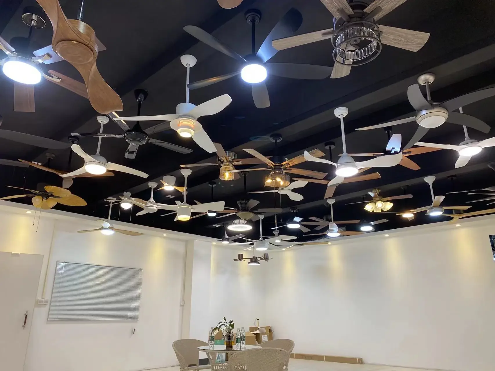 Style Ceiling Fan, 60", Aluminum - detail 26
