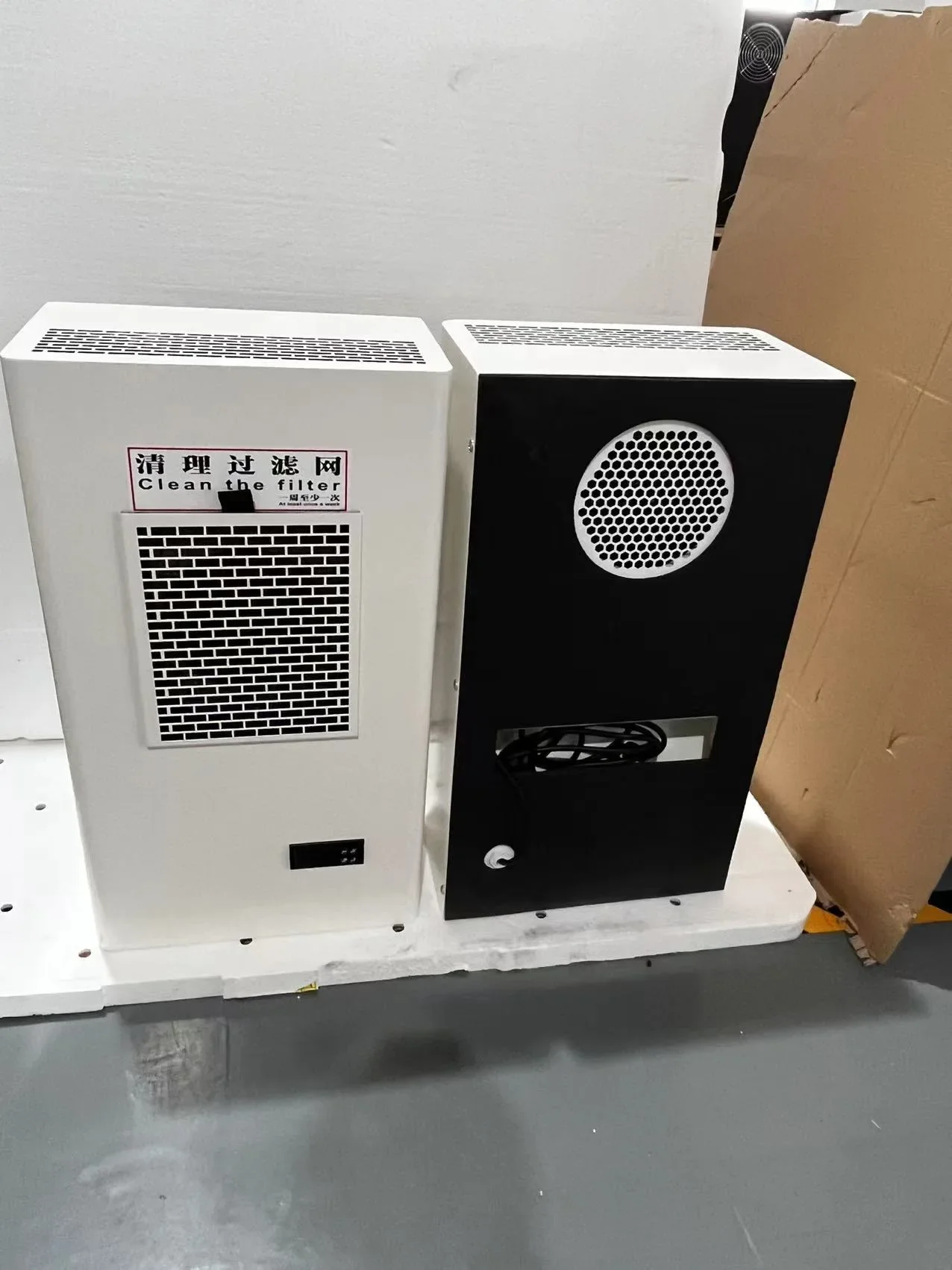 300W Mini Cabinet Air Conditioner, Hitachi Compressor, R134a, CE - detail 4