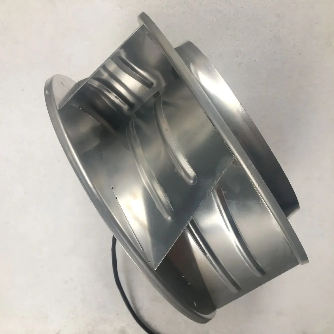 Centrifugal Fan, 315mm, 2400m3/h, 1400CFM, 165W - detail 10