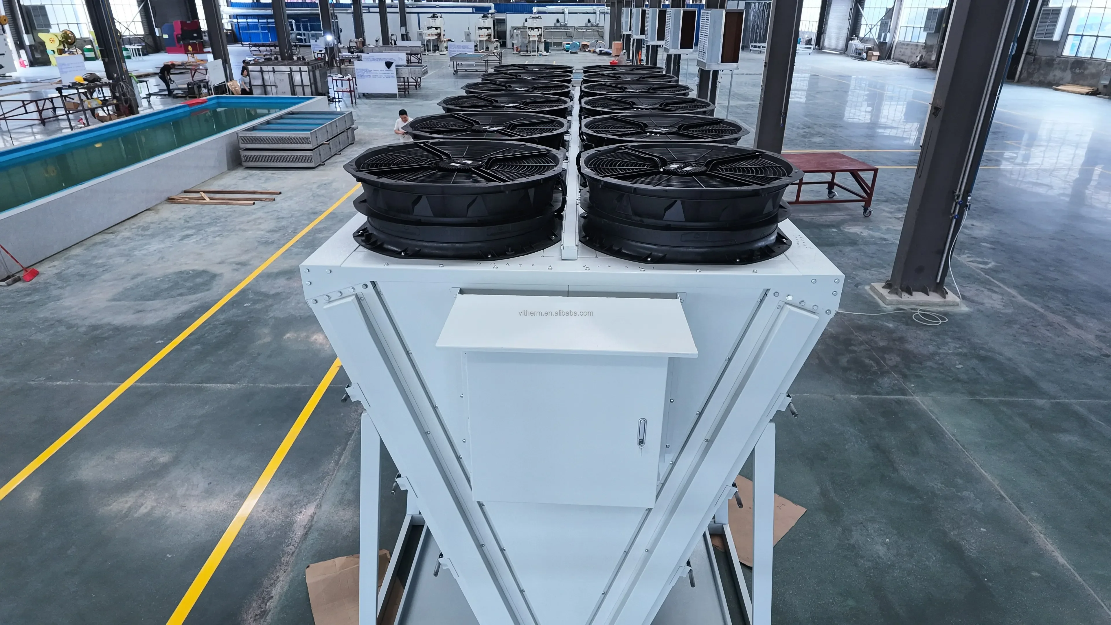 Dry Cooler, Adiabatic, 380V~480V, Floor standing - detail 8