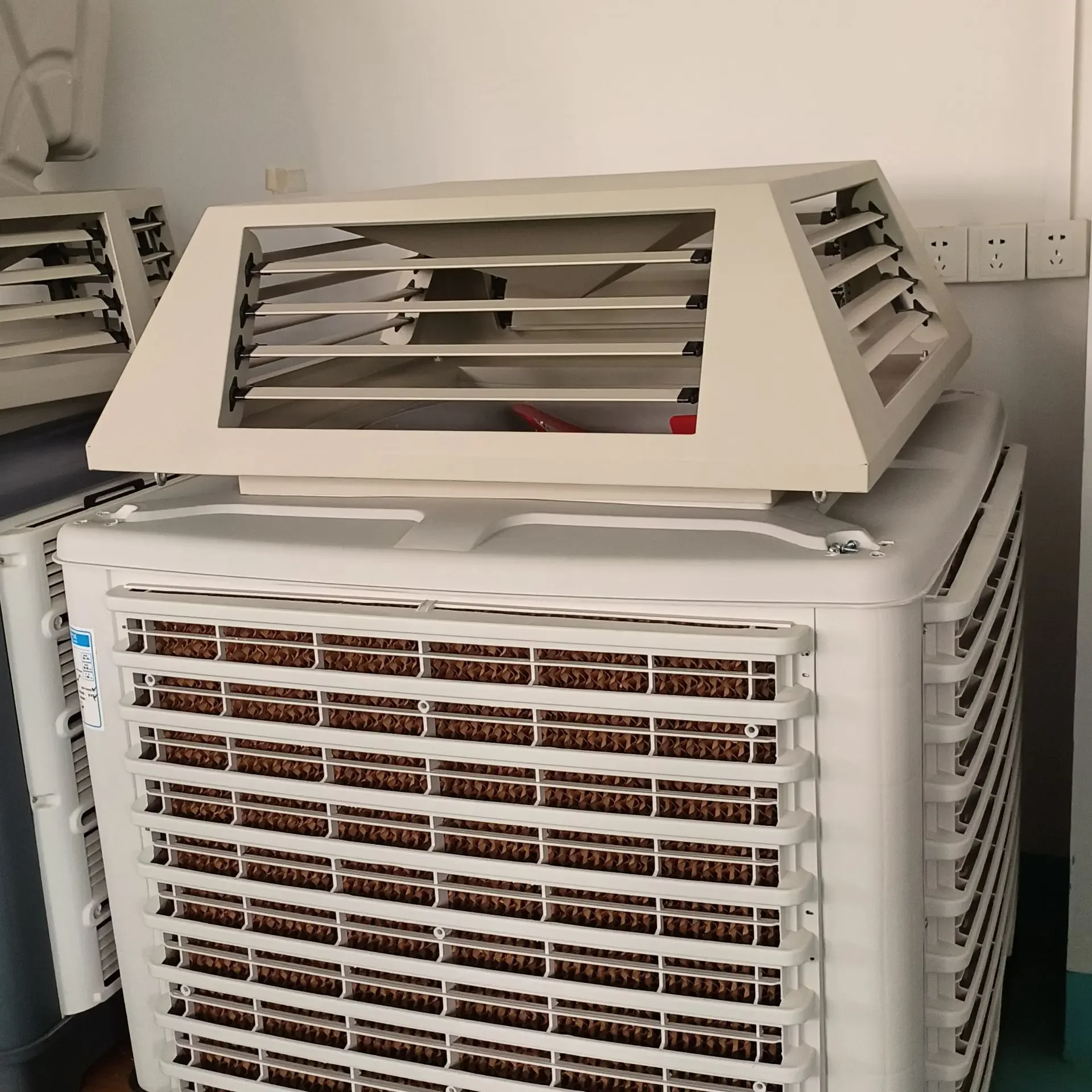 Evaporative Water Air Cooler, Portable, 18000m³/h - detail 4